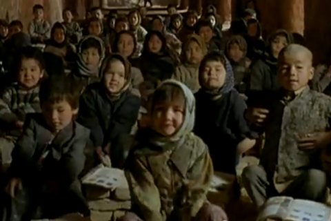 کوره پزخانه: سیمای کودکان هزاره در ایران در فیلم سمیرا مخملباف